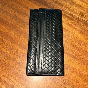 Rolfs Black Textured Leather Wallet